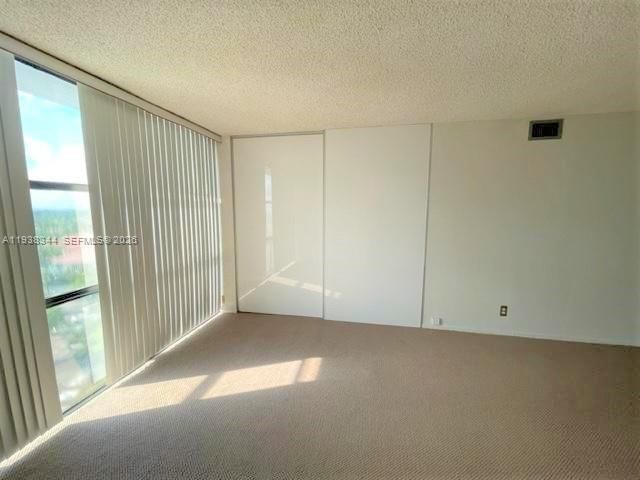 Real estate property located at 1000 Parkview Dr #1023, Broward, Oceanview Park Condo, Hallandale Beach, FL