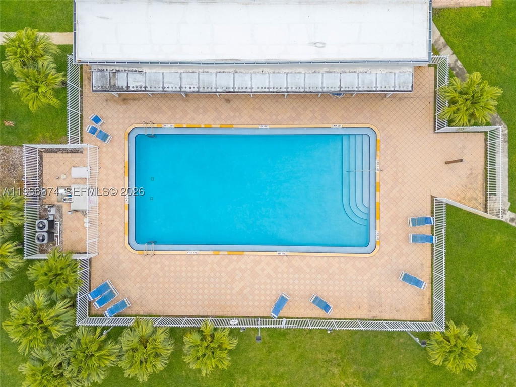 Real estate property located at 7500 66th Ter, Broward, Mainlands Of Tamarac Lake, Tamarac, FL