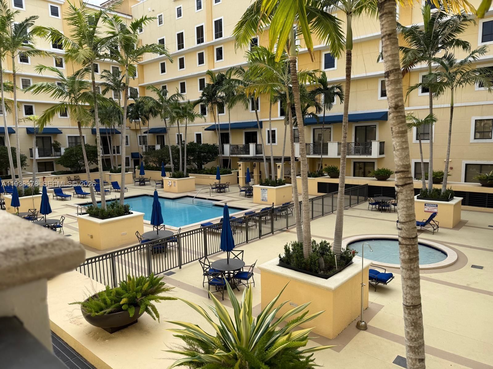 Real estate property located at 8390 72nd Ave #520, Miami-dade, Colonnade At Dadeland Se, Miami, FL