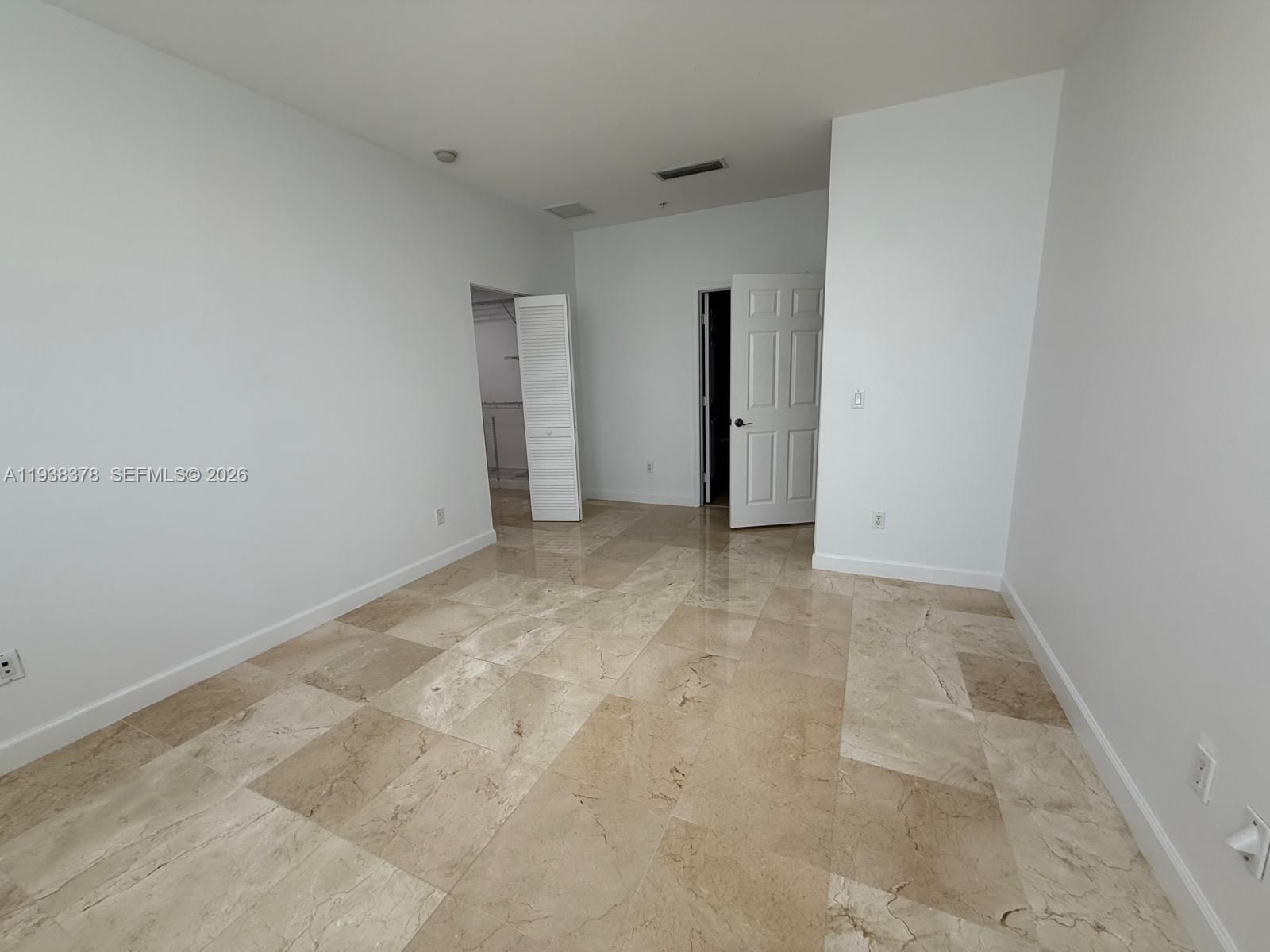 Real estate property located at 8390 72nd Ave #520, Miami-dade, Colonnade At Dadeland Se, Miami, FL