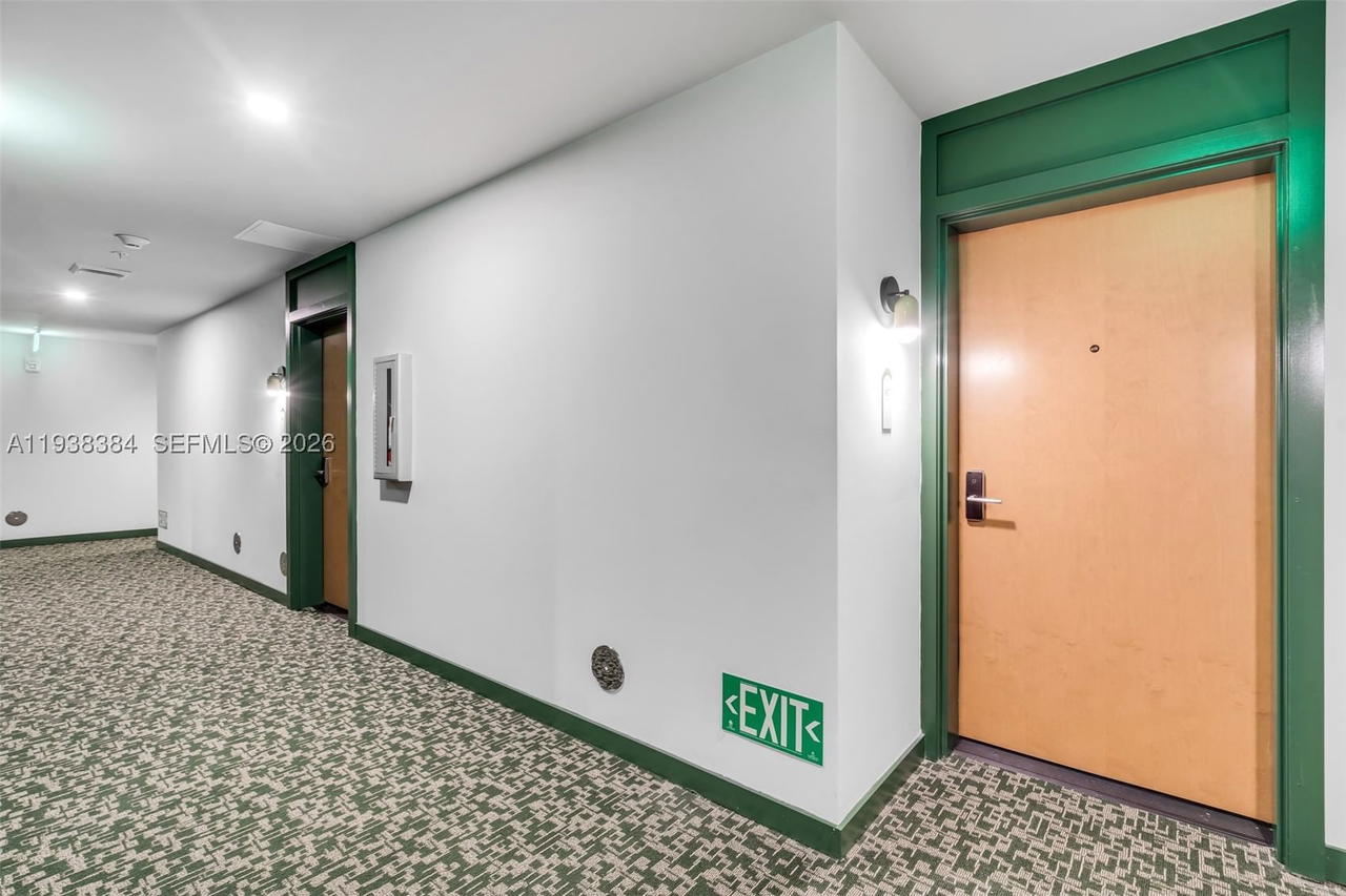 Real estate property located at 11 6th Street #1607, Miami-dade, The Crosby Unit 1607, Miami, FL