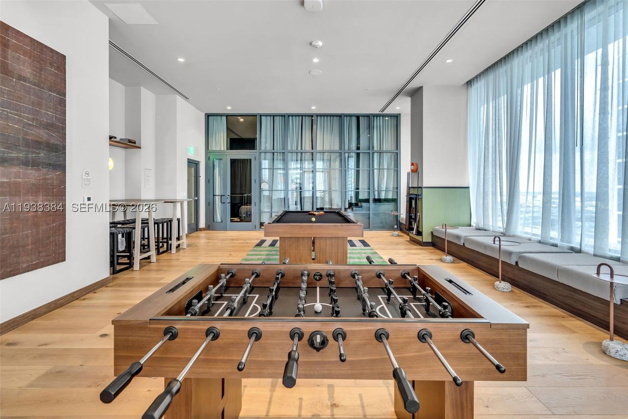 Real estate property located at 11 6th Street #1607, Miami-dade, The Crosby Unit 1607, Miami, FL