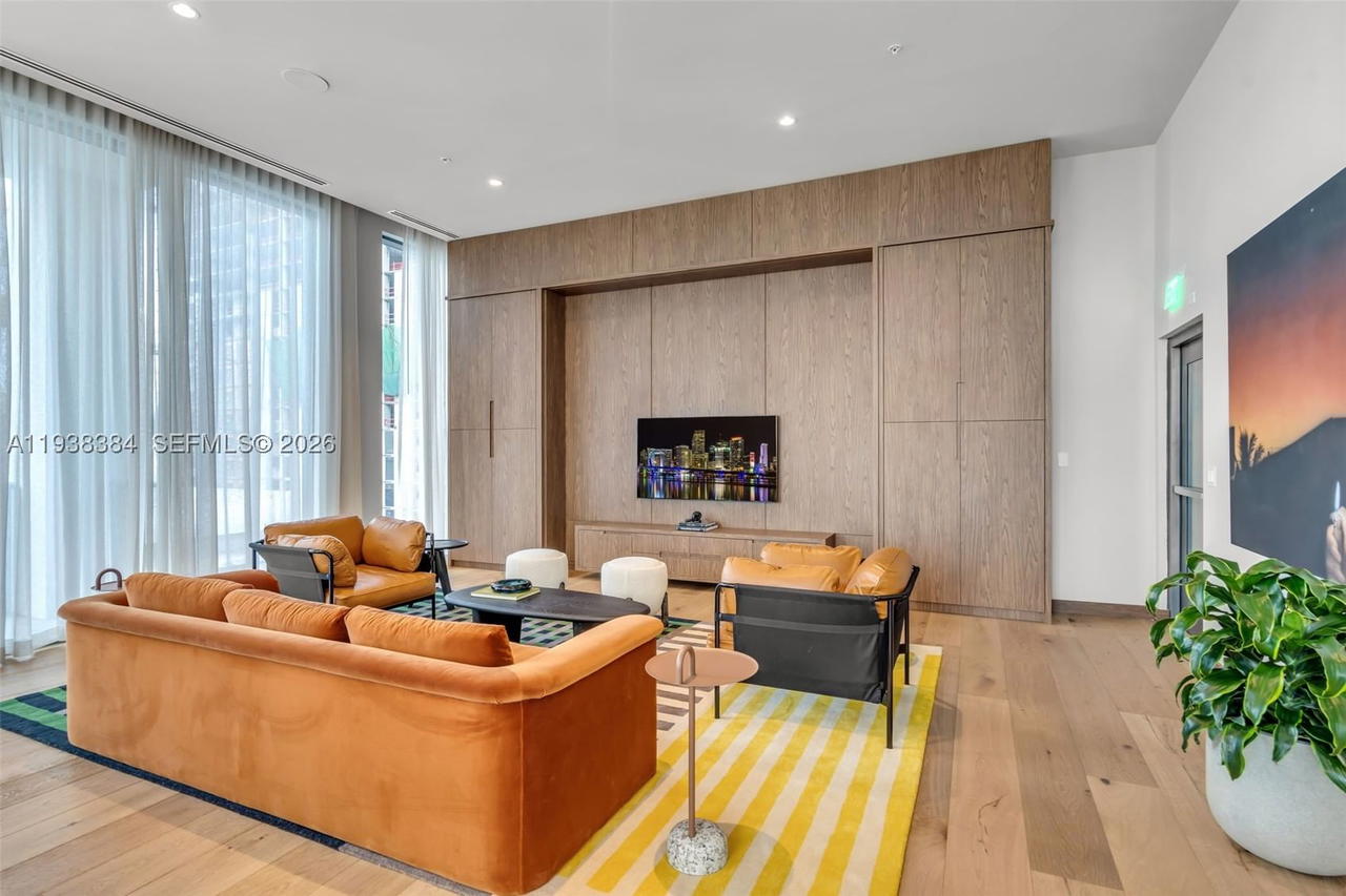 Real estate property located at 11 6th Street #1607, Miami-dade, The Crosby Unit 1607, Miami, FL