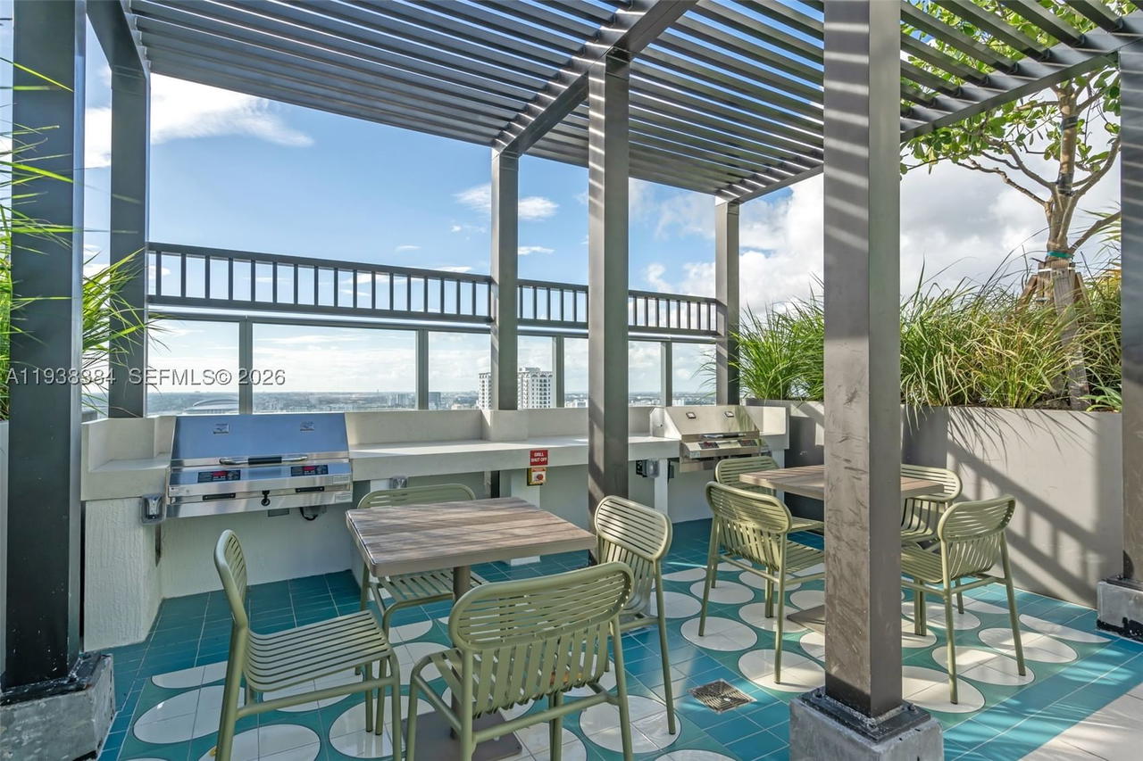 Real estate property located at 11 6th Street #1607, Miami-dade, The Crosby Unit 1607, Miami, FL