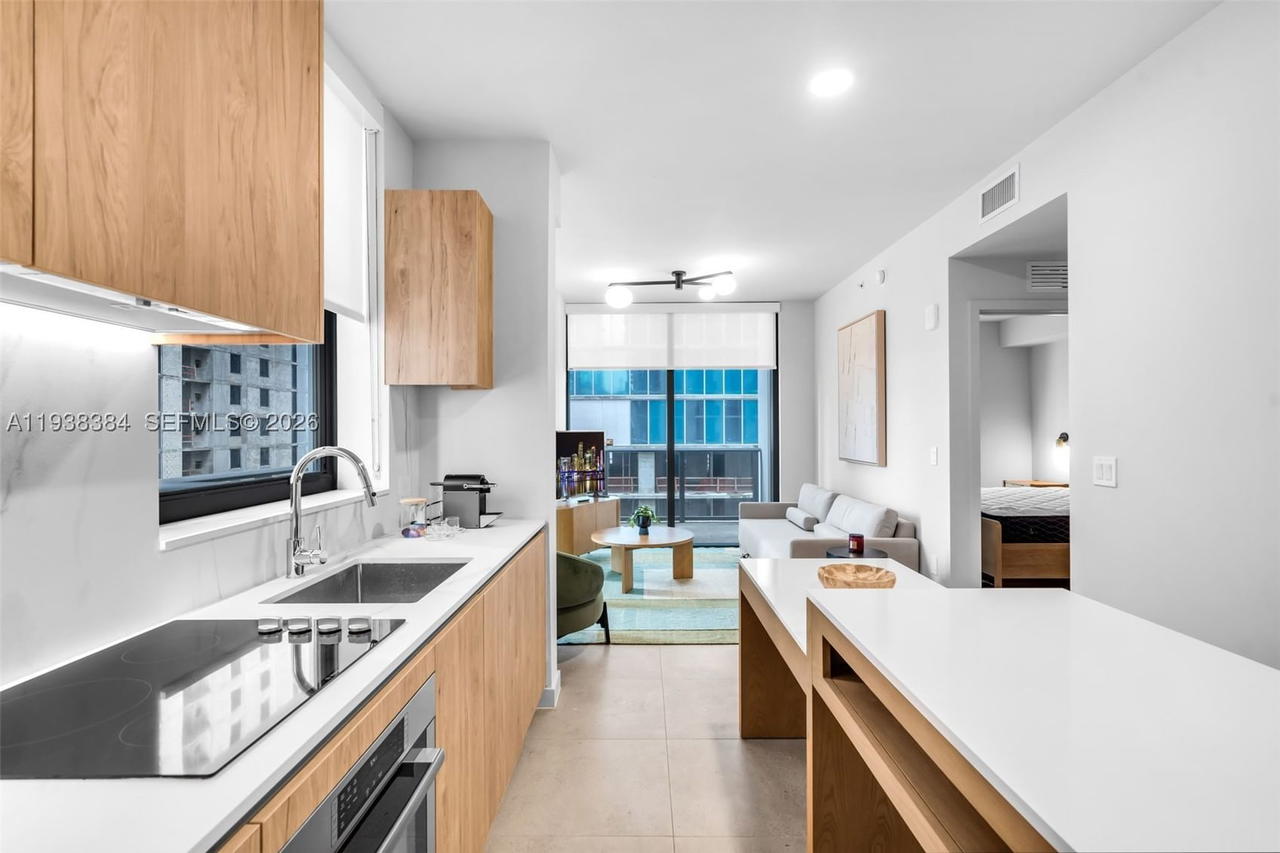Real estate property located at 11 6th Street #1607, Miami-dade, The Crosby Unit 1607, Miami, FL