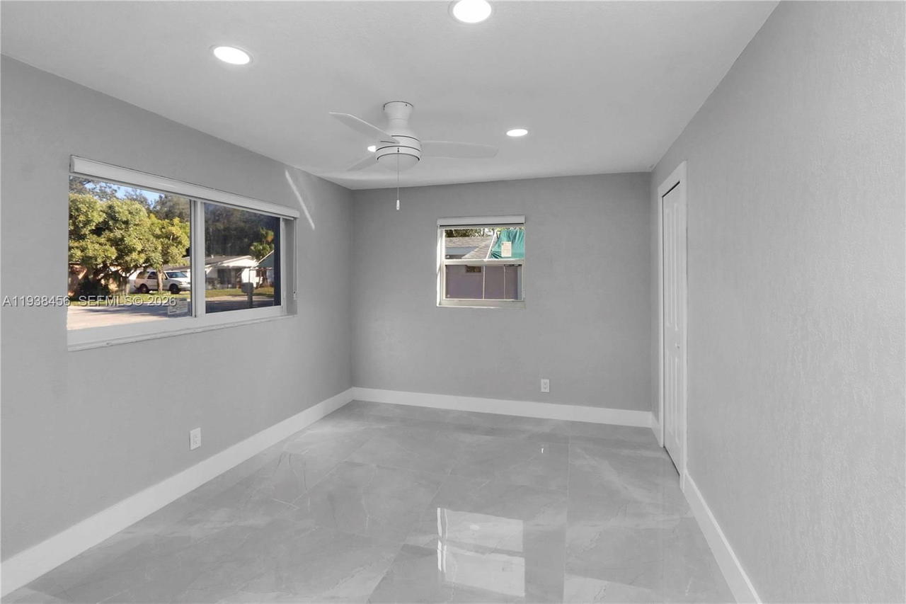 Real estate property located at 5730 Greene St, Broward, Playland Estates Sec 2, Hollywood, FL
