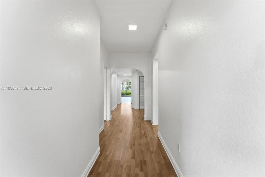 Real estate property located at 10710 66th St #111, Miami-dade, Captiva Condo E, Doral, FL