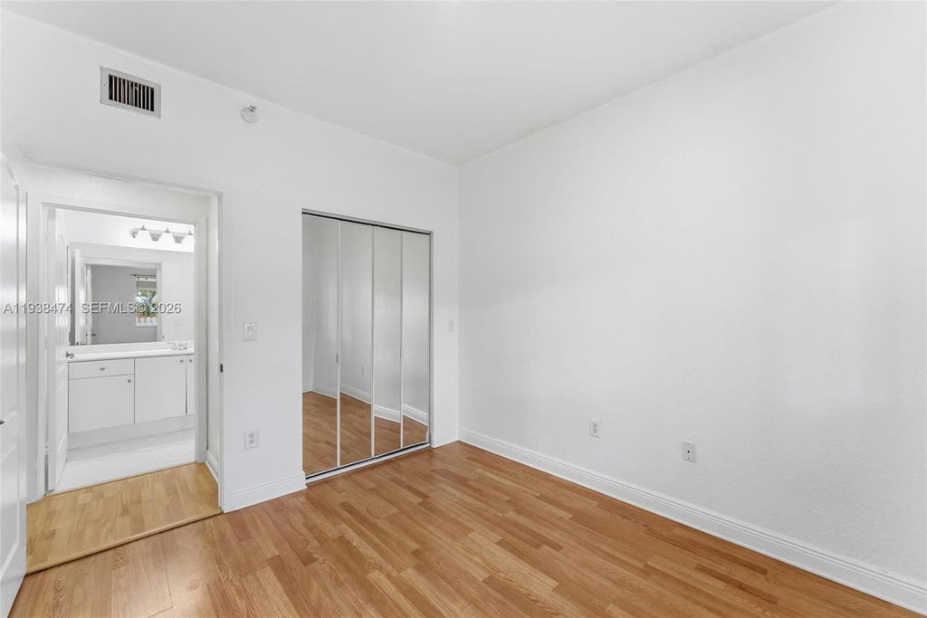 Real estate property located at 10710 66th St #111, Miami-dade, Captiva Condo E, Doral, FL