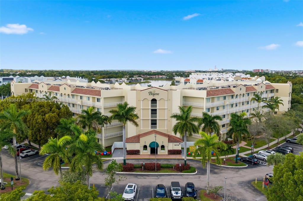 Real estate property located at 10710 66th St #111, Miami-dade, Captiva Condo E, Doral, FL