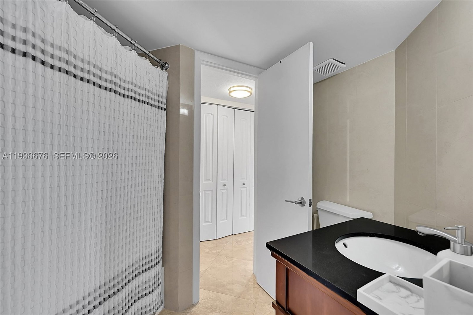 Real estate property located at 10501 Broward Blvd #311, Broward, Plantation Racquet Club, Plantation, FL
