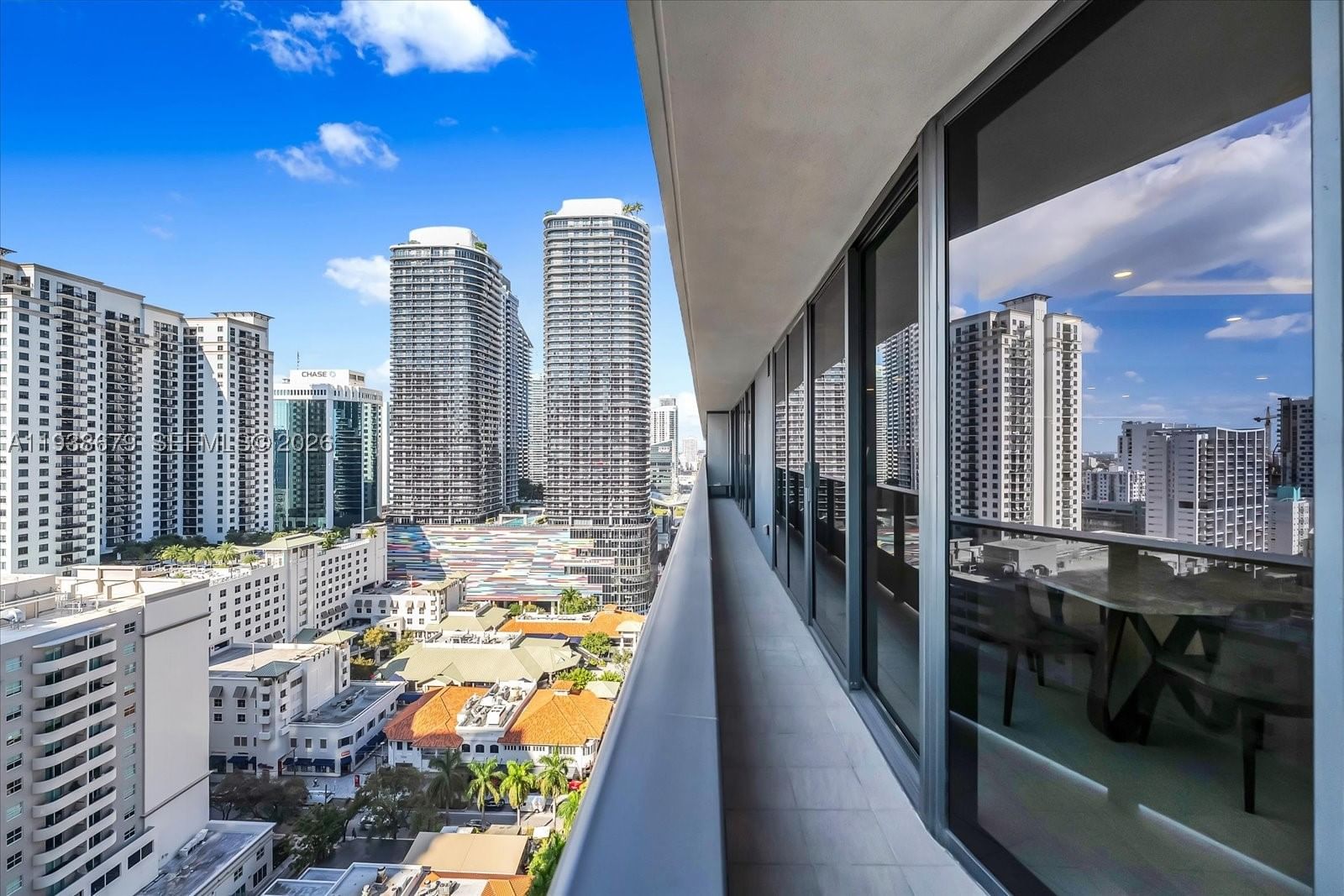 Real estate property located at 1000 Brickell Plz #2202, Miami-dade, Brickell Flatiron Condo, Miami, FL
