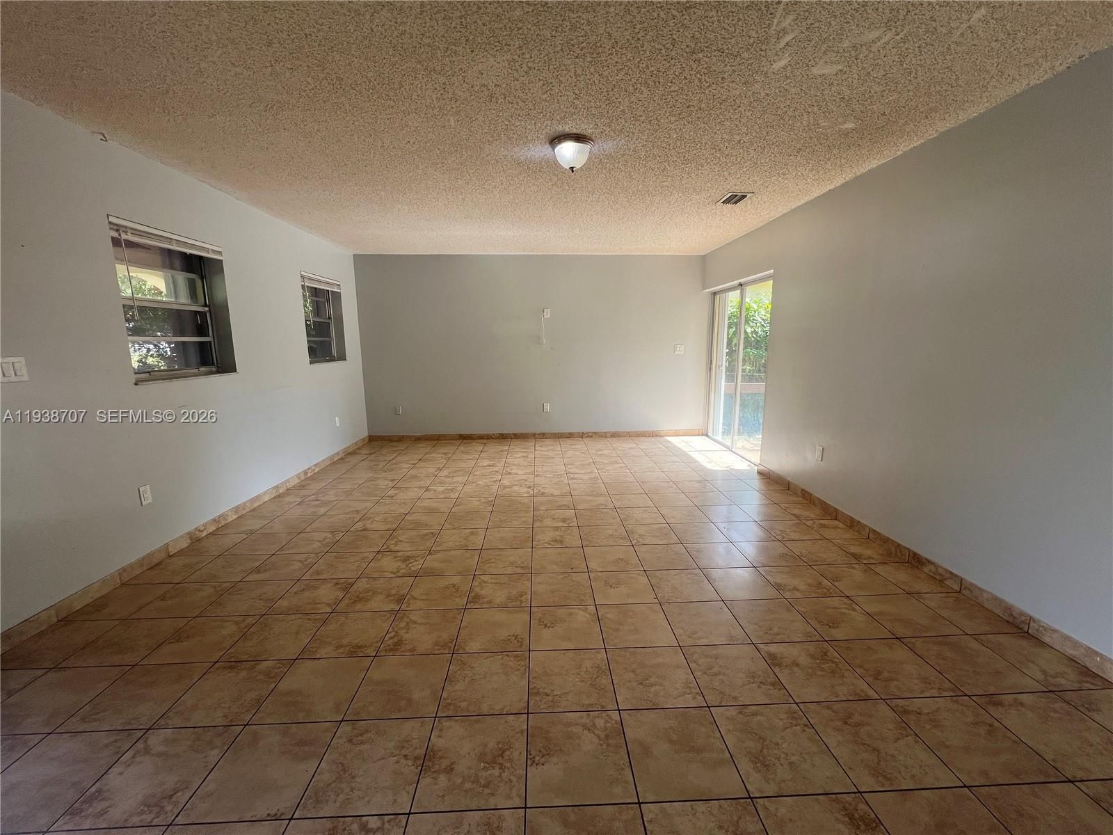 Real estate property located at 58 117th St, Miami-dade, La Paloma, Miami, FL