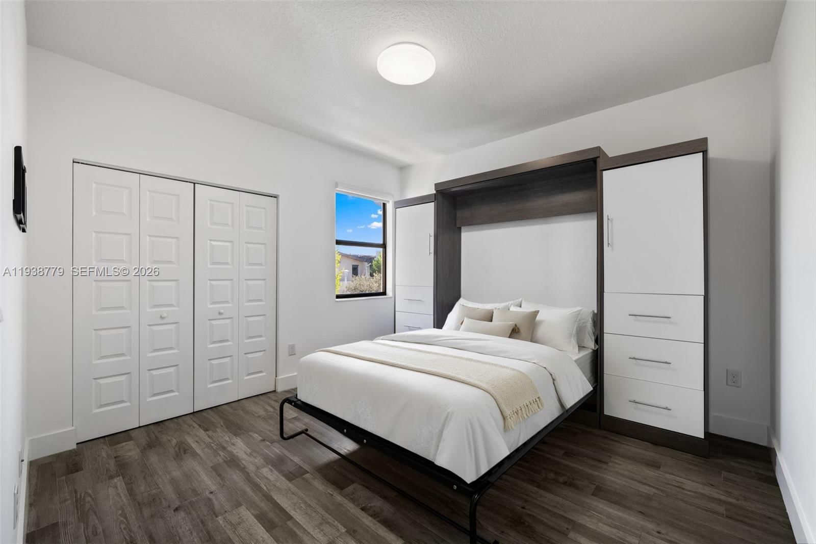 Real estate property located at 8106 105th Ct, Miami-dade, Grand Bay South Townhomes, Doral, FL