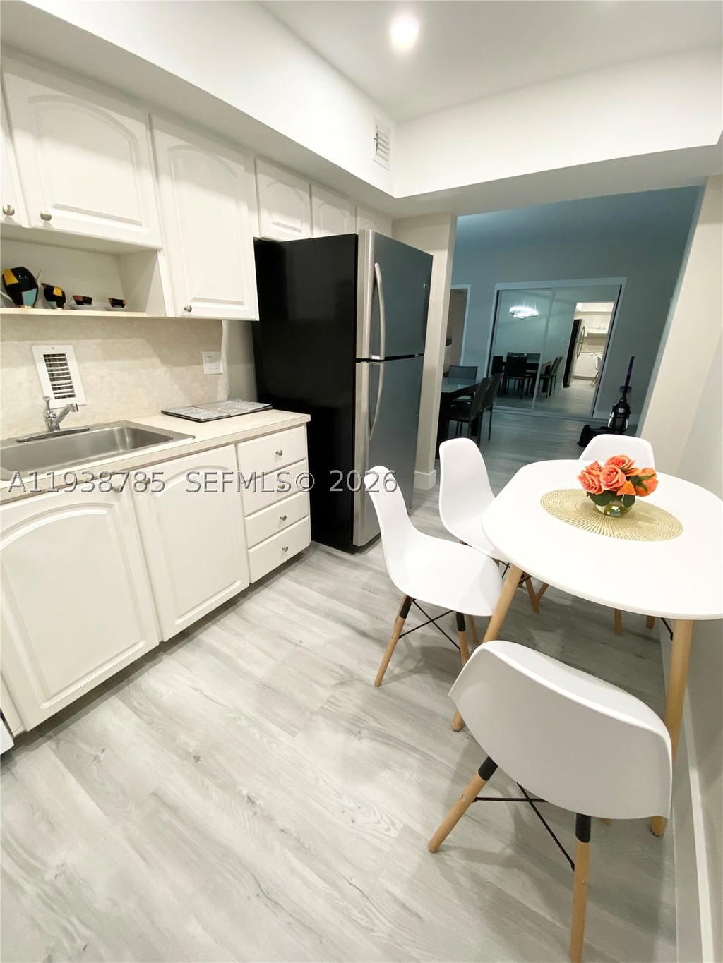 Real estate property located at 4001 Ocean Dr #4M, Broward, Sian Ocean Residences Con, Hollywood, FL