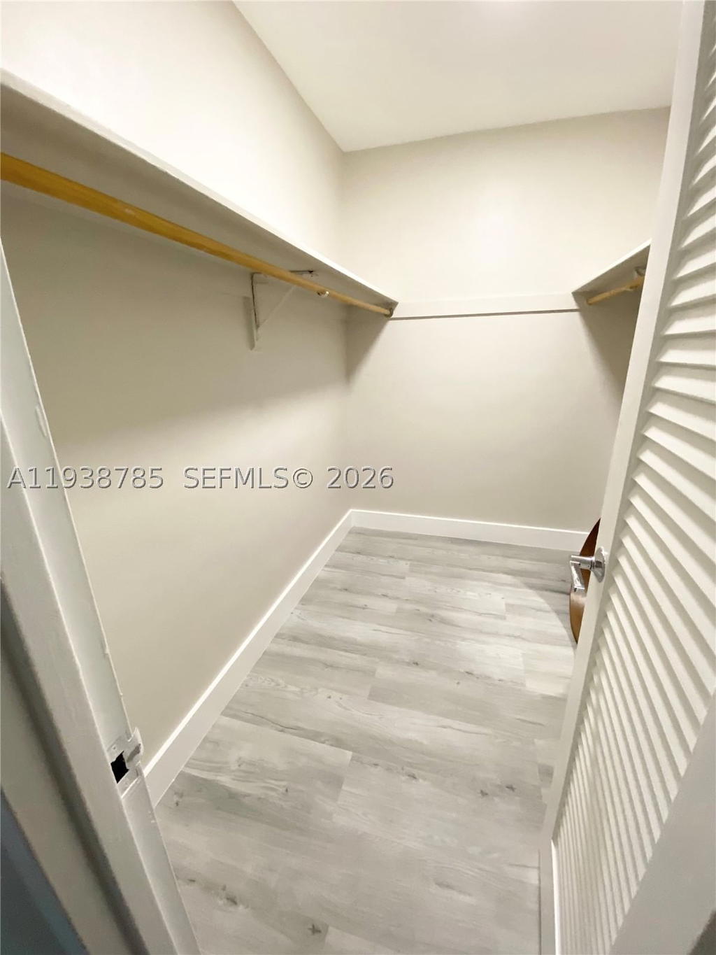 Real estate property located at 4001 Ocean Dr #4M, Broward, Sian Ocean Residences Con, Hollywood, FL