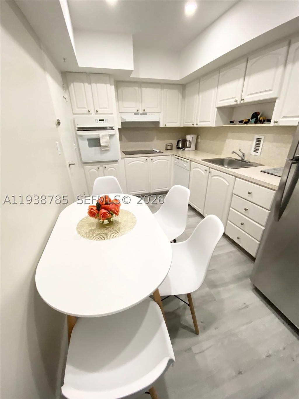 Real estate property located at 4001 Ocean Dr #4M, Broward, Sian Ocean Residences Con, Hollywood, FL