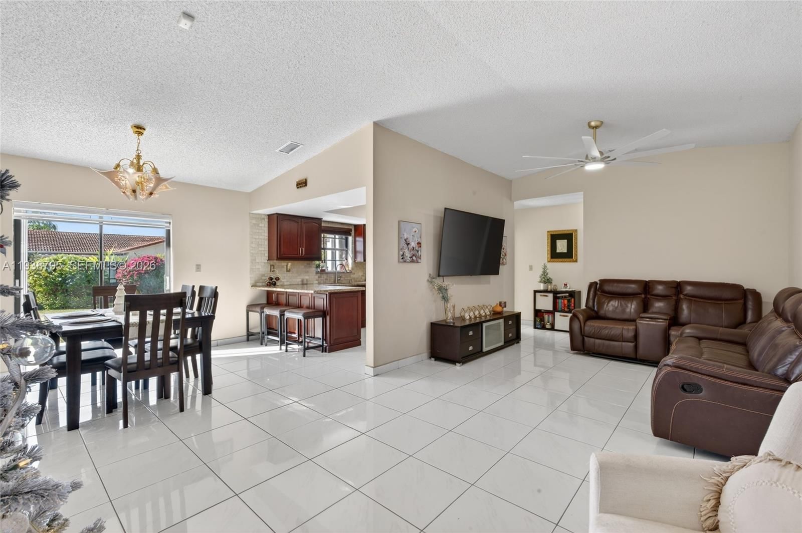 Real estate property located at 1136 139th Pl, Miami-dade, Alba Gardens Sec 6, Miami, FL