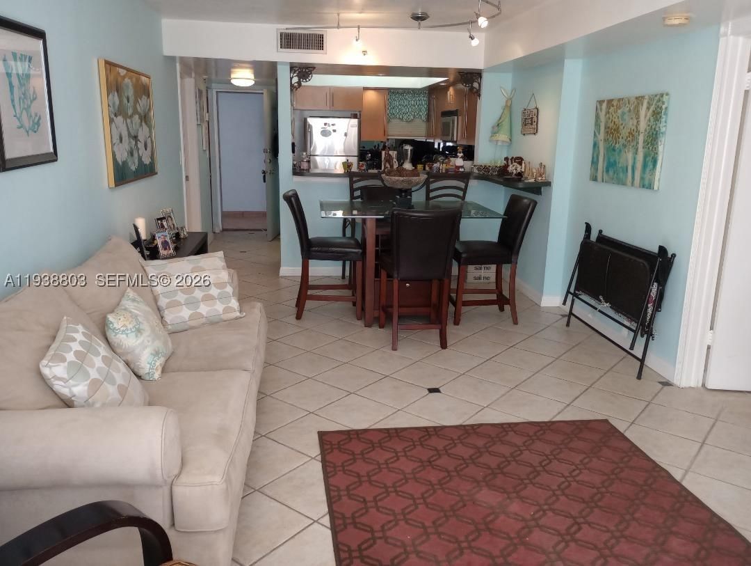 Real estate property located at 6830 Indian Creek Dr #5B, Miami-dade, Indian Cr Cl Marina Condo, Miami Beach, FL
