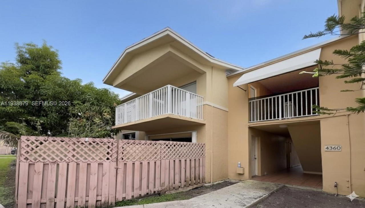 Real estate property located at 4360 79th Ave #1F, Miami-dade, Doral Gardens Condo, Doral, FL