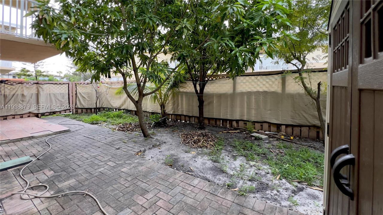 Real estate property located at 4360 79th Ave #1F, Miami-dade, Doral Gardens Condo, Doral, FL