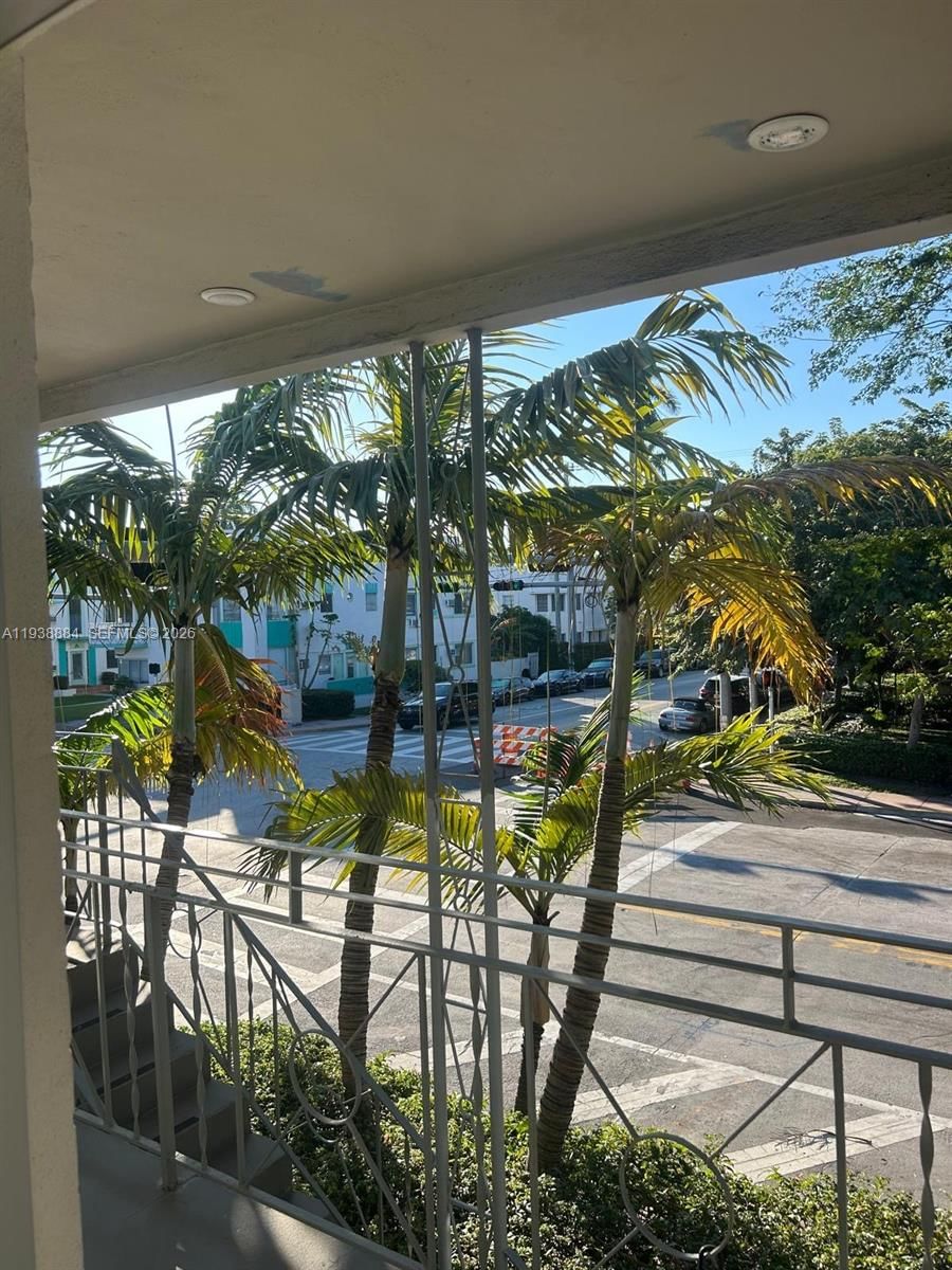 Real estate property located at 801 15th St #202, Miami-dade, Elisa Condo, Miami Beach, FL