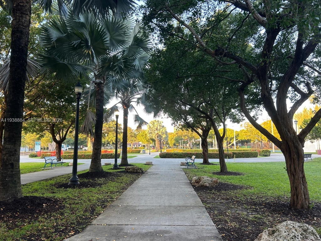 Real estate property located at 801 15th St #202, Miami-dade, Elisa Condo, Miami Beach, FL