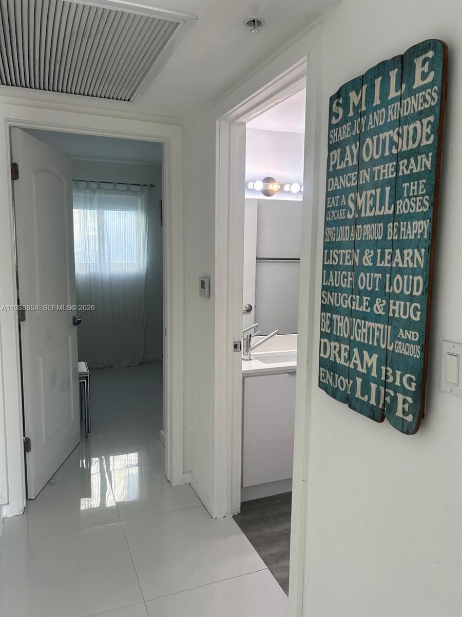 Real estate property located at 801 15th St #202, Miami-dade, Elisa Condo, Miami Beach, FL