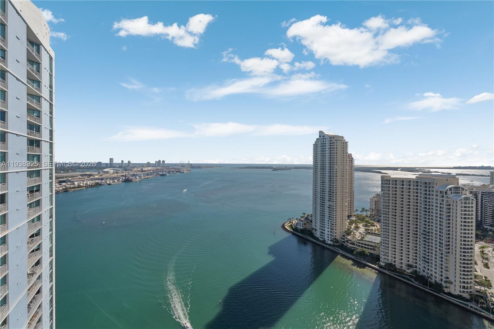 Real estate property located at 325 Biscayne Blvd #3723, Miami-dade, One Miami West Condo, Miami, FL