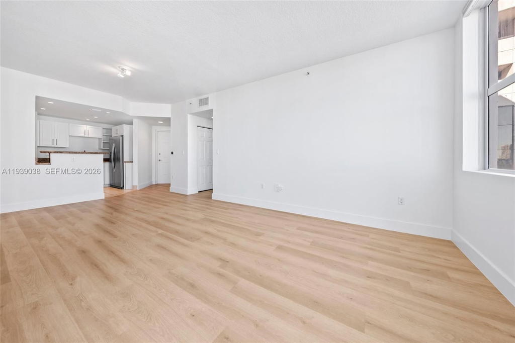 Real estate property located at 357 Almeria Ave #1406, Miami-dade, Gables Park Tower, Coral Gables, FL