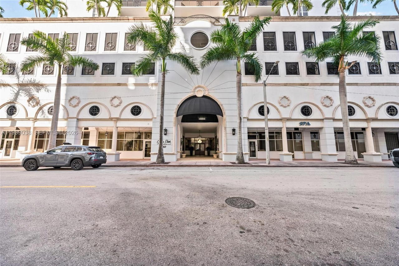 Real estate property located at 357 Almeria Ave #1406, Miami-dade, Gables Park Tower, Coral Gables, FL