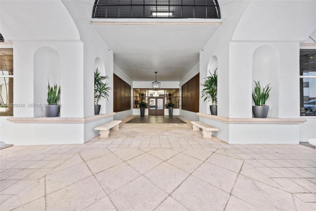 Real estate property located at 357 Almeria Ave #1406, Miami-dade, Gables Park Tower, Coral Gables, FL