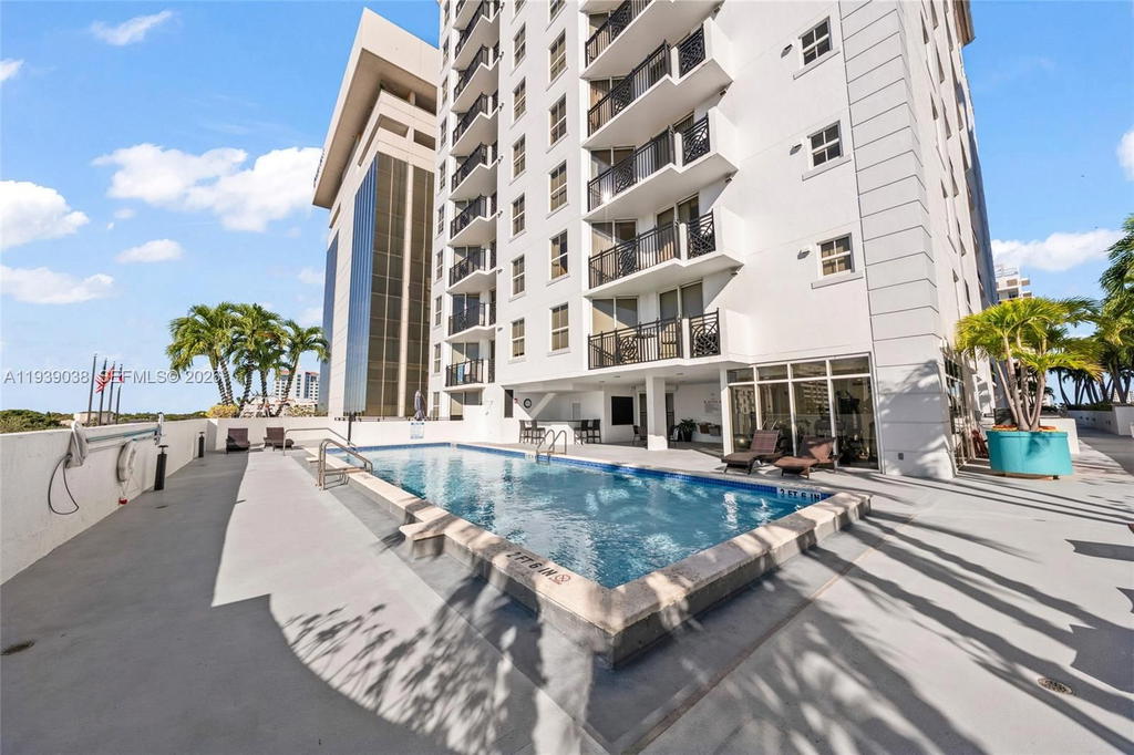 Real estate property located at 357 Almeria Ave #1406, Miami-dade, Gables Park Tower, Coral Gables, FL
