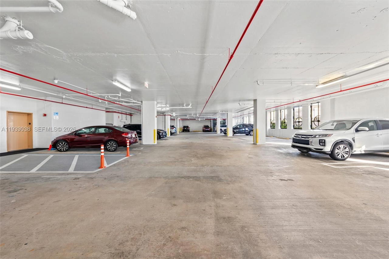 Real estate property located at 357 Almeria Ave #1406, Miami-dade, Gables Park Tower, Coral Gables, FL
