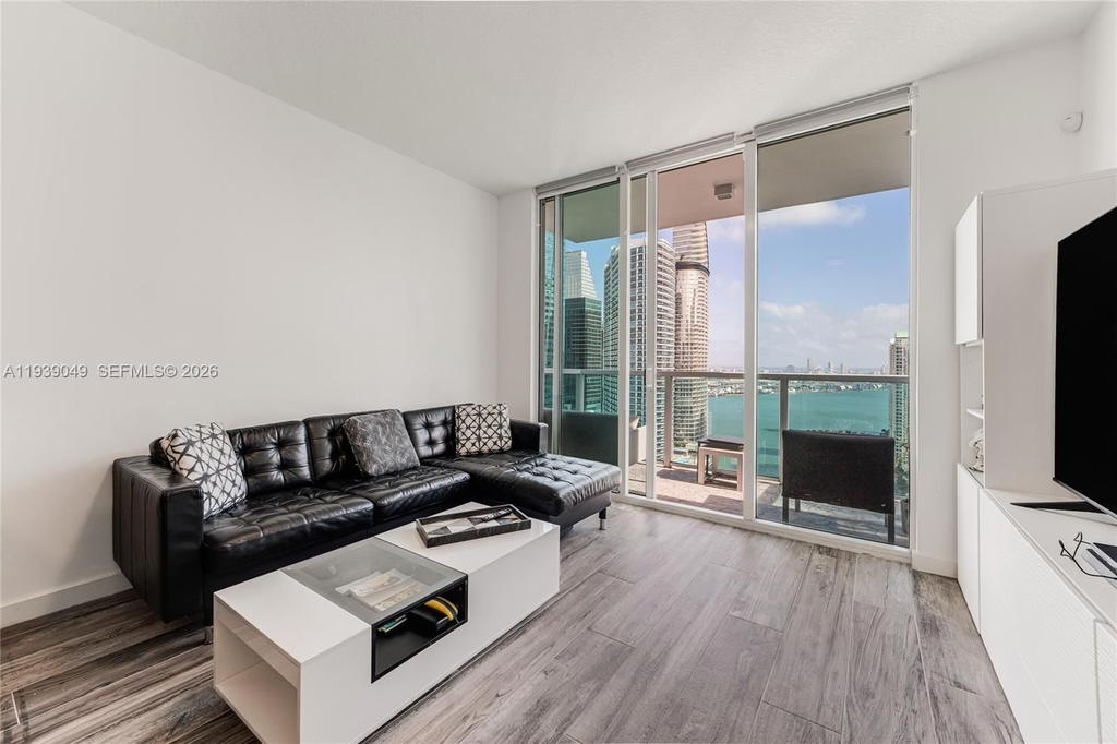 Real estate property located at 31 5th St #3918, Miami-dade, Brickell On The River N T, Miami, FL