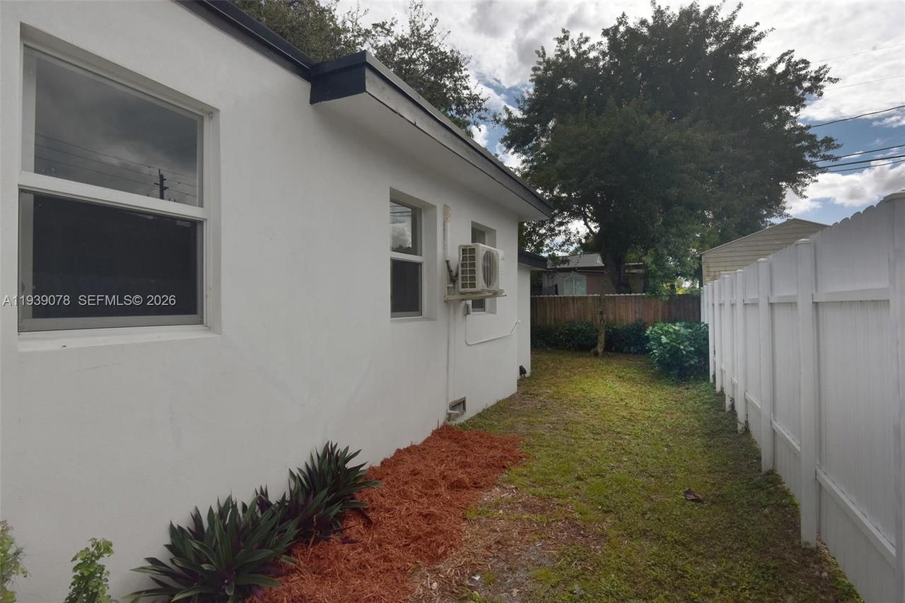 Real estate property located at 1084 66th St, Miami-dade, Seventh Ave Park, Miami, FL
