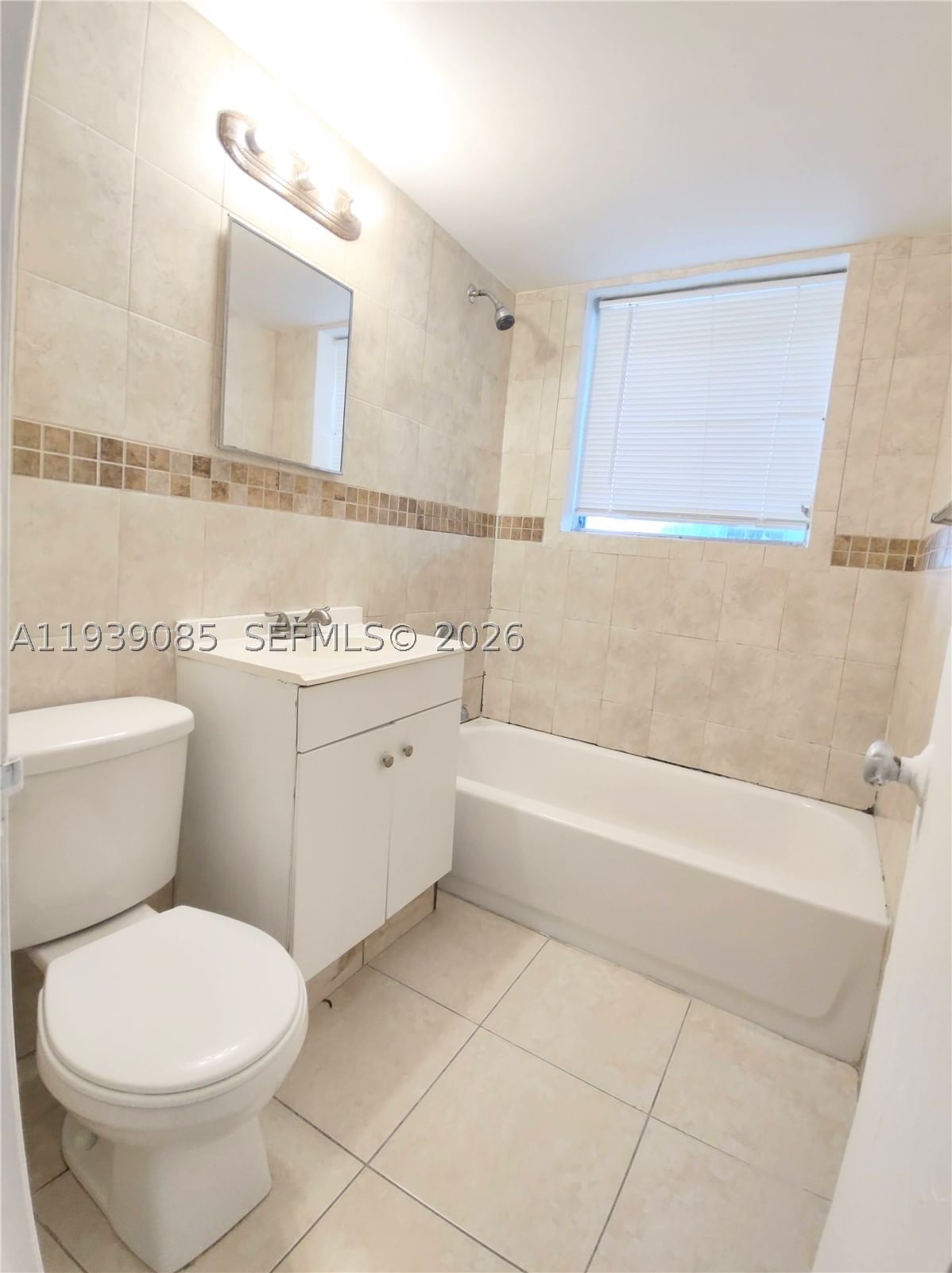 Real estate property located at 1565 6th St, Miami-dade, Lawrence Estates Land Cos, Miami, FL