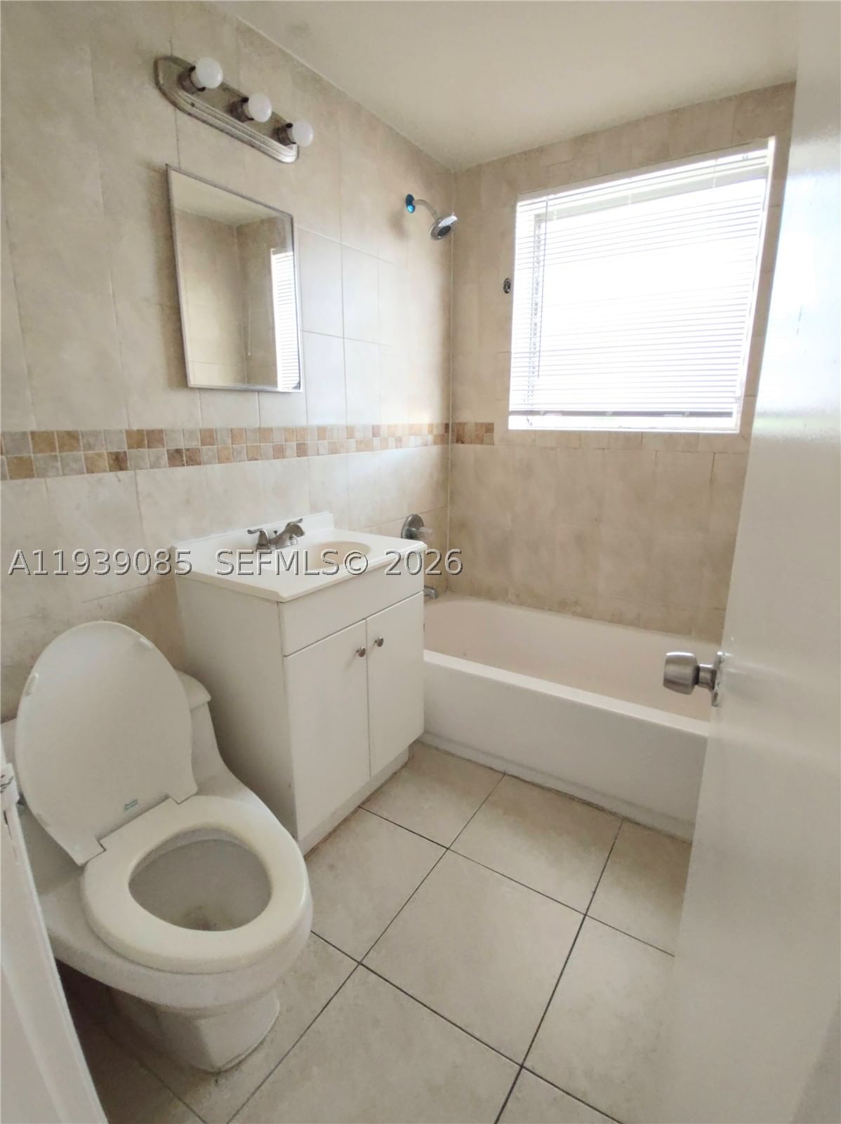 Real estate property located at 1565 6th St, Miami-dade, Lawrence Estates Land Cos, Miami, FL