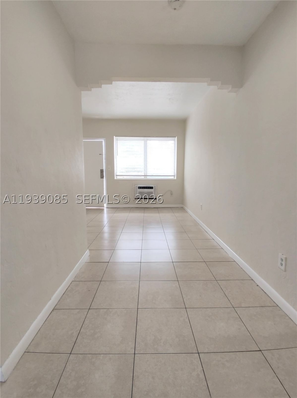 Real estate property located at 1565 6th St, Miami-dade, Lawrence Estates Land Cos, Miami, FL
