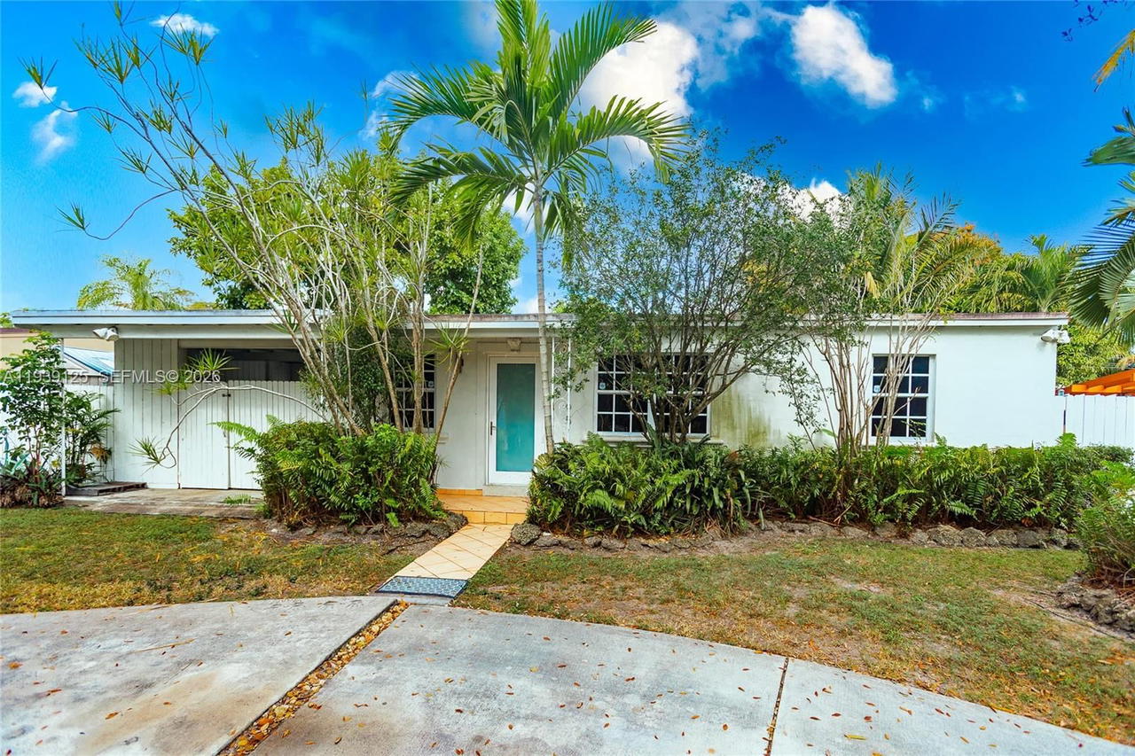Real estate property located at 6765 51st St, Miami-dade, Casa Grande 1st Addn, Miami, FL