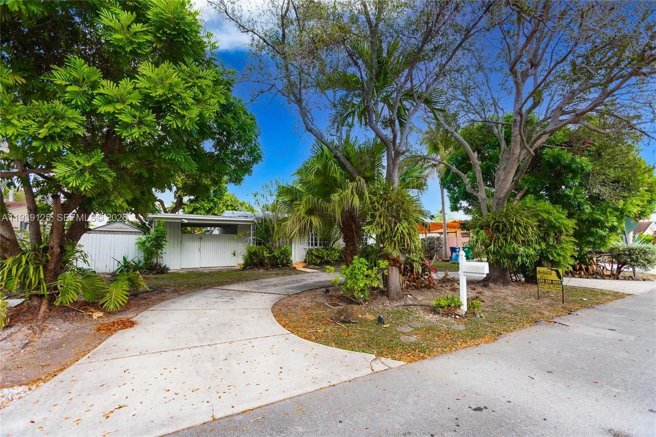 Real estate property located at 6765 51st St, Miami-dade, Casa Grande 1st Addn, Miami, FL
