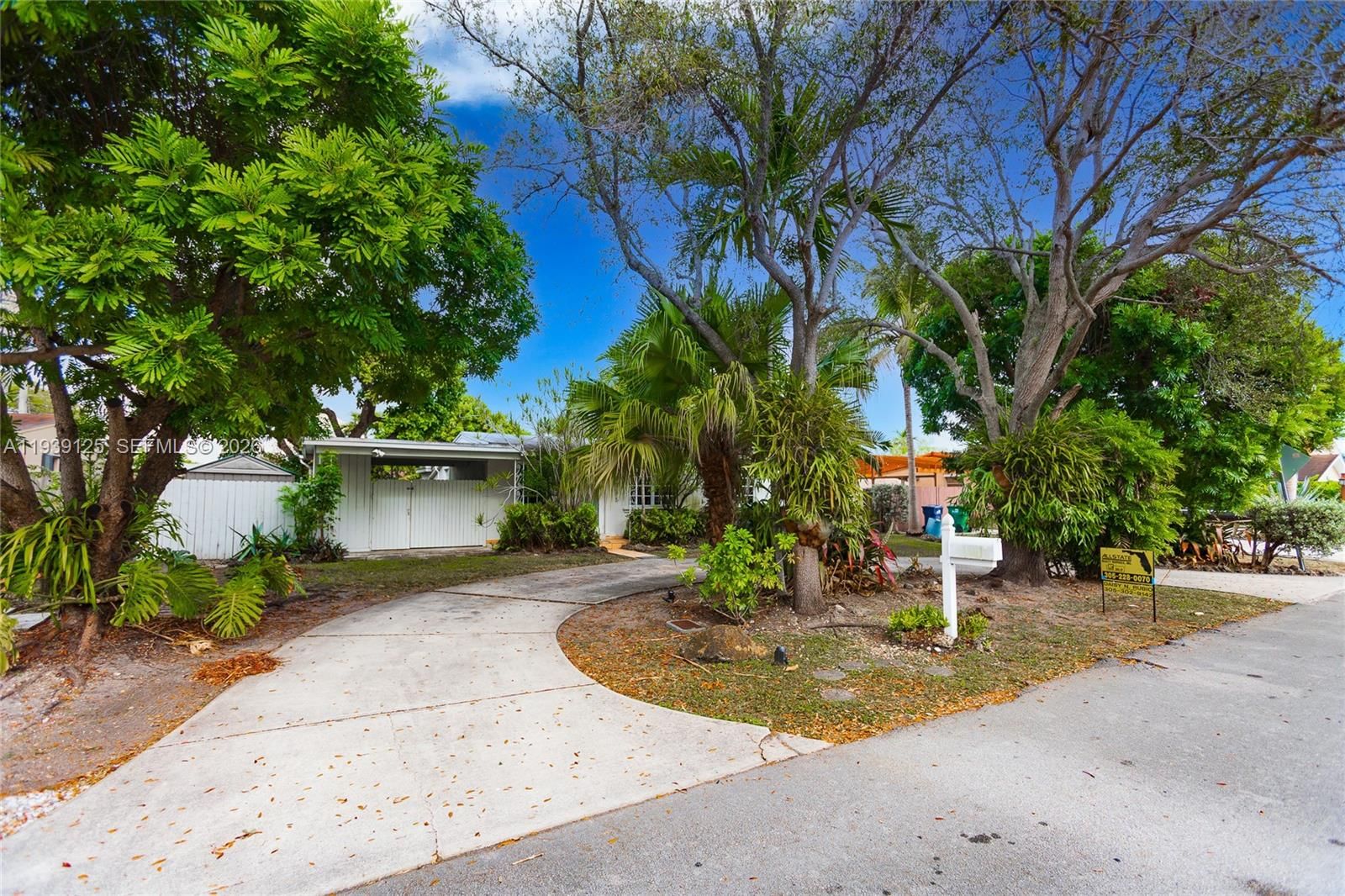 Real estate property located at 6765 51st St, Miami-dade, Casa Grande 1st Addn, Miami, FL