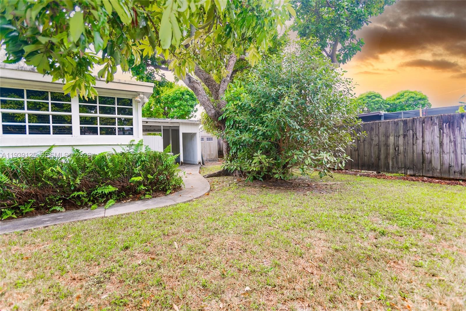 Real estate property located at 6765 51st St, Miami-dade, Casa Grande 1st Addn, Miami, FL