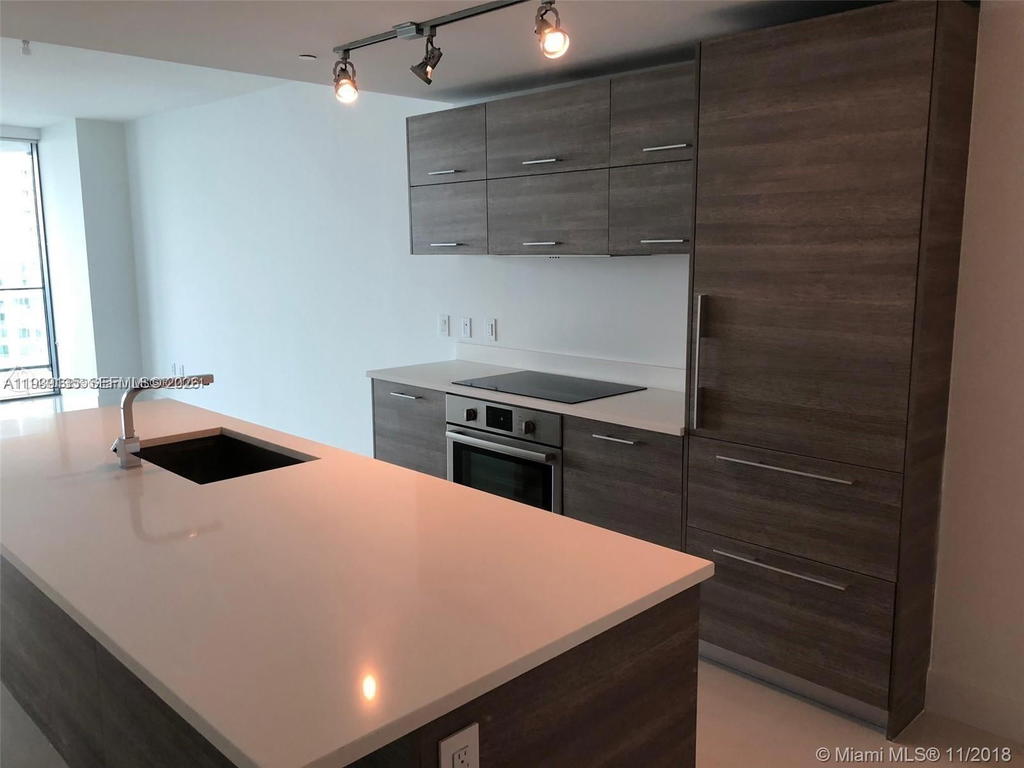 Real estate property located at 650 32nd St #3503, Miami-dade, Paraiso Bay Condo, Miami, FL