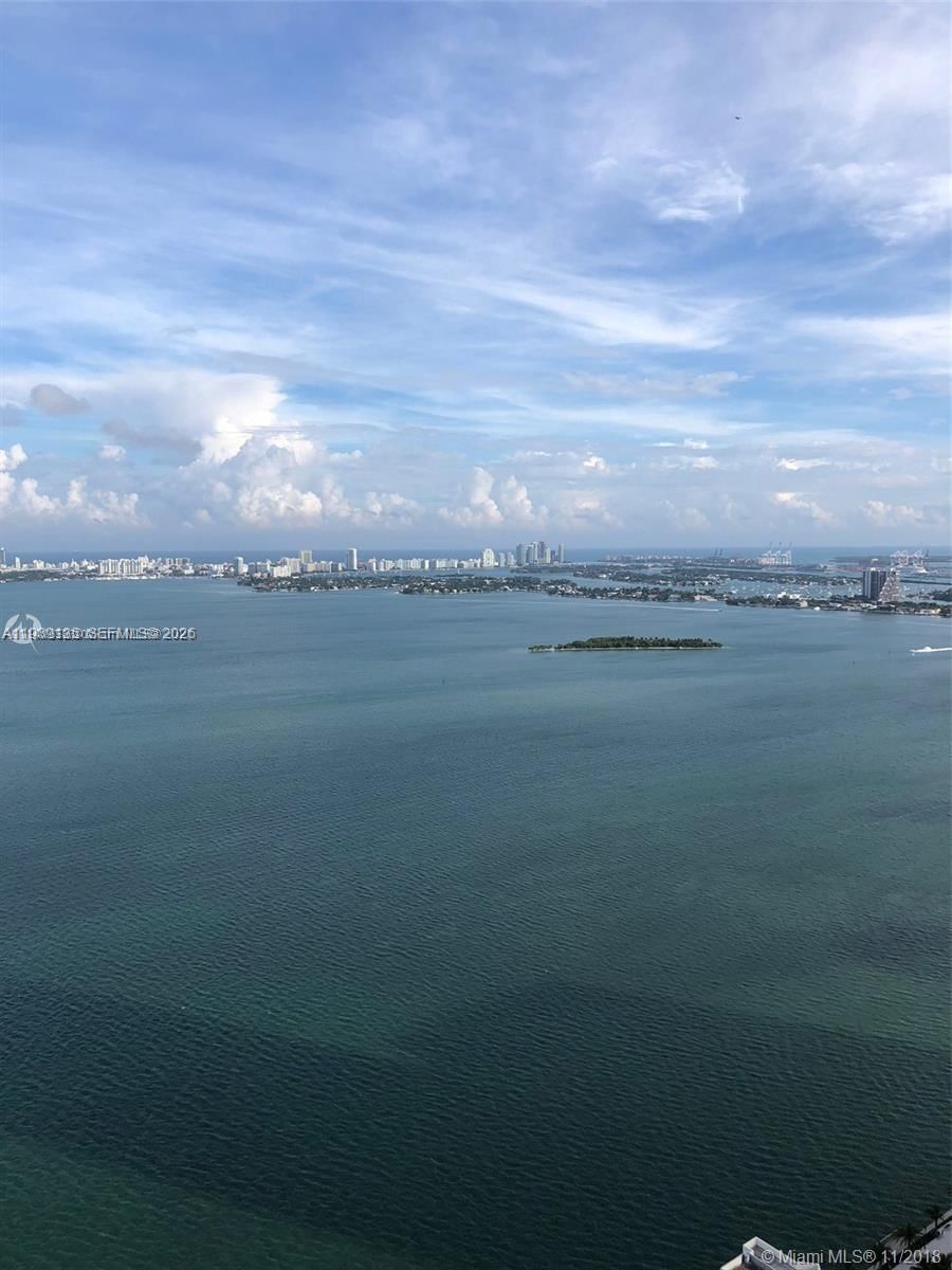 Real estate property located at 650 32nd St #3503, Miami-dade, Paraiso Bay Condo, Miami, FL