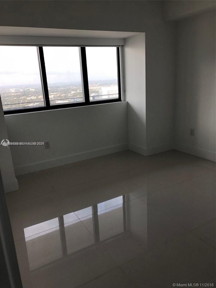 Real estate property located at 650 32nd St #3503, Miami-dade, Paraiso Bay Condo, Miami, FL