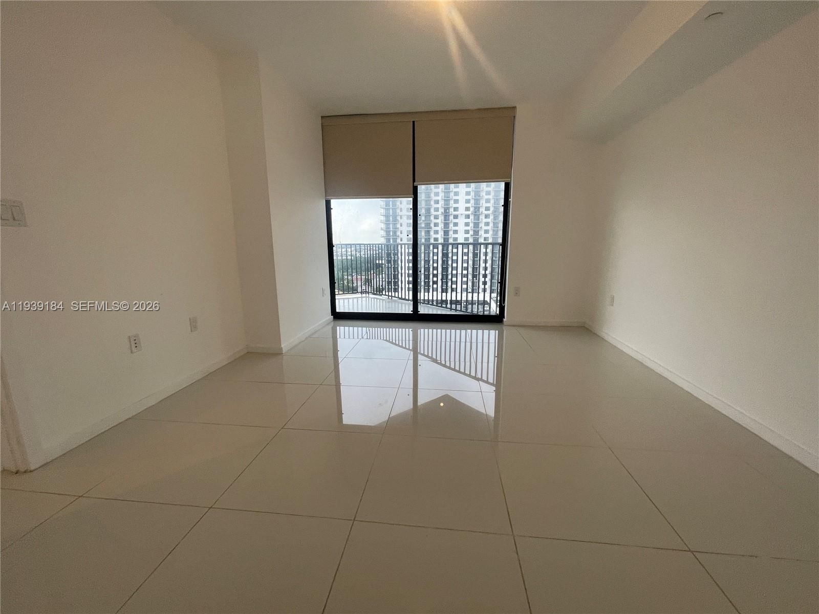Real estate property located at 5252 85th Ave #1109, Miami-dade, 5252 Paseo Condo, Doral, FL