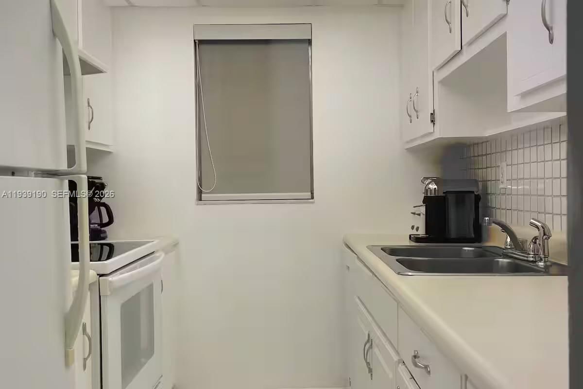 Real estate property located at 201 178th Dr #401, Miami-dade, Le Cartier Condo, Sunny Isles Beach, FL