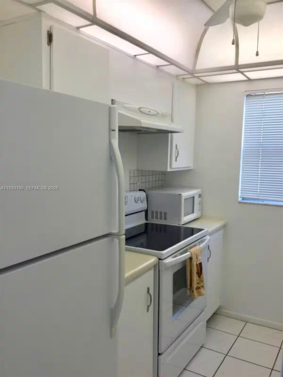 Real estate property located at 201 178th Dr #401, Miami-dade, Le Cartier Condo, Sunny Isles Beach, FL