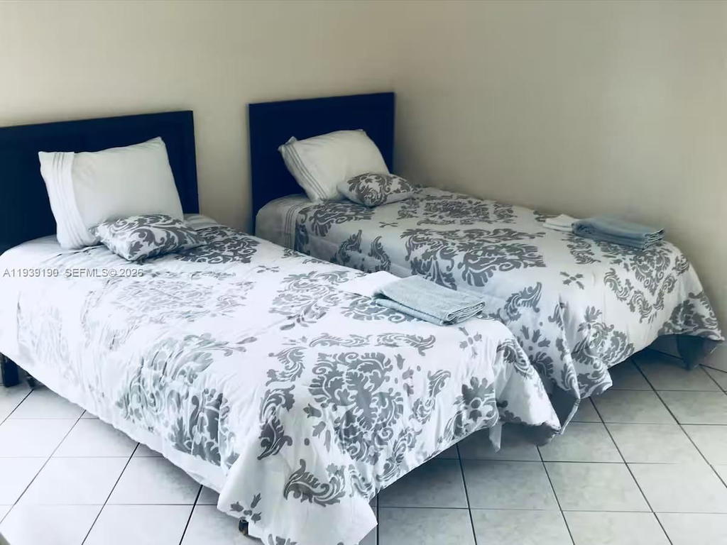 Real estate property located at 201 178th Dr #401, Miami-dade, Le Cartier Condo, Sunny Isles Beach, FL