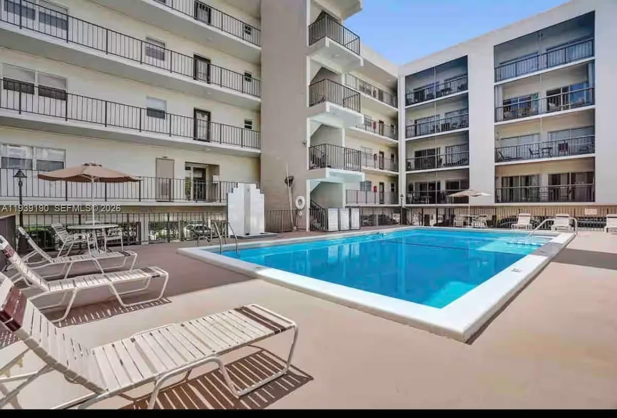 Real estate property located at 201 178th Dr #401, Miami-dade, Le Cartier Condo, Sunny Isles Beach, FL